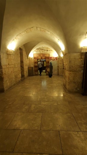 LA TUMBA DEL REY DAVID #guiadeturismoisraelesreal #guiaoficialenisrael #יחדננצח 🎗💙🤍🇮🇱🤍💙🎗 🗓789 🎗2 | Guia de turismo: Israel es real.