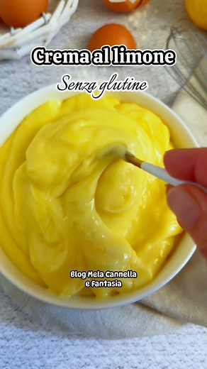 Crema al limone 🍋 senza glutine, vellutata profumata e golosissima, perfetta per farcire i tuoi dolci 🥰 Ricetta completa: https://blog.giallozafferano.it/melacannellaefantasia/crema-pasticcera-al-limone/ | Mela Cannella e Fantasia di Gabriella Geroni