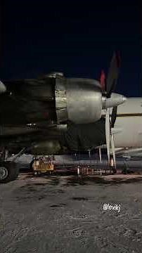 Radial Engine DC-6 startup