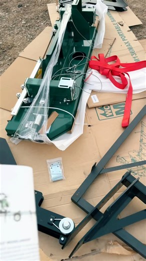 The @woodlandmills HM136MAX Woodlander XL has landed at the farm!!! So excited! Check out my second YouTube channel to follow along! #woodlandmills #woodlandmillshm136 #Snapon #SawMill #Milwaukee #snapontools #snaponlife #mechanic #mechanictools #mechaniclife #tech #techlife #autotech #technician #autorepair #automotivetools #tool #tools #tooladdict #tooladdiction #toolhoarder #MrSubaru1387 #MACTools #matco | MrSubaru1387