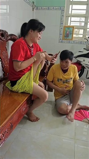 Introducing the, vitawear smart Band a next- generation✨ wearable gadgets !