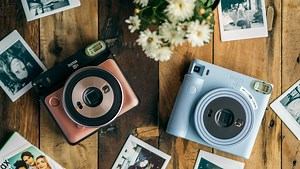 Fujifilm Instax SQ1 Versus SQ6: Which is the Best Instant Film Camera?