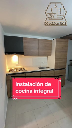 Instalación de Cocina Integral Moderno Sin Manijas