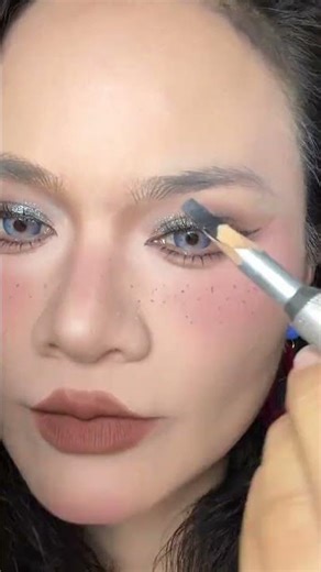 Master the Art of Eyebrow Drawing - Easy Techniques Explained