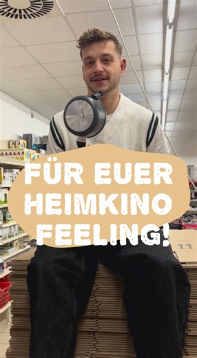 🔥 Sound an & Licht an! 🔥 Marcel zeigt dir, wie du mit dem Bluetooth LED-Streifen (5 m) im Handumdrehen Stimmung in jeden Raum bringst!💡🎶 ✔️ soundaktiviert ✔️ easy per App steuerbar ✔️ mega Effekt – kleiner Preis 👉 Nur 9,99 € – gönn deinem Zuhause ein Upgrade, das man sieht!😍 #ledstreifen #lichtdesign #homedecorideen #smarthome #deals #wohninspiration #hammerangebot #schnäppchenjäger #postenbörse | Posten-Börse Sonderpostenmärkte