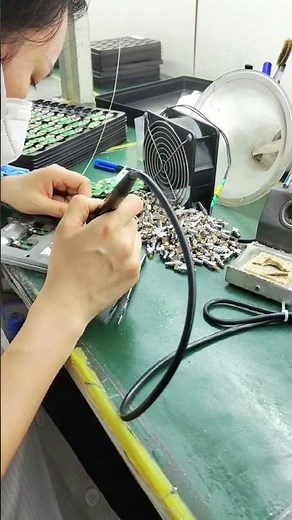 A closer look at the welding process in optical transceiver manufacturing.