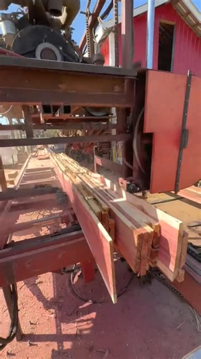 Red Cedar Getting Edged & Chopped Pt.1 ｜ Cooks AC36 #sawmill | Firewater Farm Sawmill