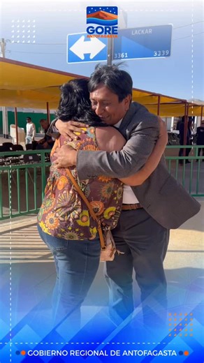 📢 ¡Lomas del Loa está listo! 🏡✨ Estamos orgullosos de ser parte de la entrega del proyecto habitacional “Lomas del Loa”, desarrollado en los nuevos terrenos del macro loteo René Schneider, en Calama. El Gobernador Ricardo Díaz , recordó junto a las dirigentas el largo camino recorrido y valoró este maravilloso proyecto , que no solo ofrece viviendas, sino que también se encuentra rodeado de distintos servicios para cubrir necesidades de educación, salud, deportes, parques y comercio. 🌳 Las ca