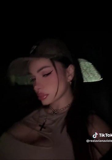Aviana Violet (@realavianaviolet)’s videos with original sound - fob lyrics