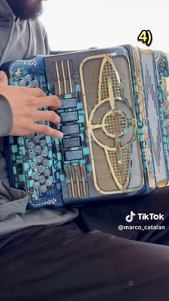 Identificando Intros de Intocable: Música Romántica