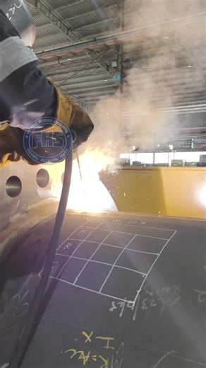 Welding a Hot Pass on a Huge Flange to Shell Joint