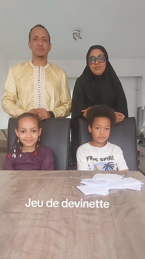 Jeu de devinette en famille : deviner des mots faciles et drôles