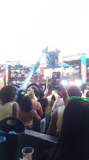 Os vídeos de Celeber Silva Santo Fabinho (@celeber.silva.san) com som original - Celeber Silva Santo Fabinho