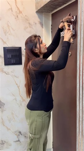 Firdos Khan on Instagram: "This days I m in that situation that main khud ka Mental peace kharab kar rahi hu 🥺🥹 #firdoskhan91 #reelsinstagram #funnyvideos"