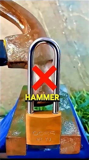 Open a Lock Without a Key !Amazing Trick 😱🔥#tiktok #viral #experiment #science #fyp