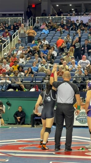 Lydia Alley(North Davidson) is your 5A 132lbs state champion. Video courtesy of CMN contributor Gavin Dowell | Carolinasmatnews
