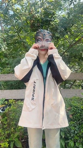 Mesmerizing 3D Face Mask Reveal with Stunning Art Design That Looks So Real and Magical