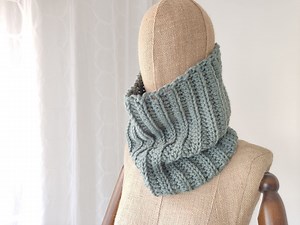 Easy Crochet Cowl Pattern – Noah Cowl – One Hour Bulky Yarn Neck Warmer for Men, Women & Kids (PDF) - Etsy