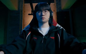 T1's Faker makes a surprise appearance in Stray Kids' "CEREMONY" music video