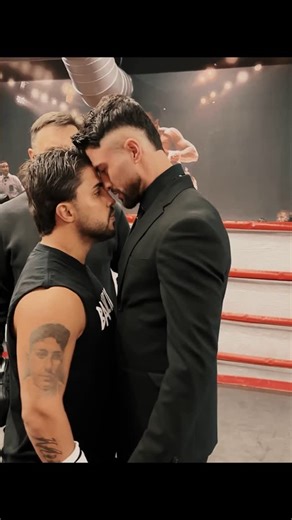 Boxen | Kickboxen | Thaiboxen on Instagram: "ENDLICH! OSCAR PLASENE VS REZA JEFRI 25.10.25 // KLEINE OLYMPIAHALLE MÜNCHEN . Ticket-Link ist oben in der Bio☝🏼 . #finally #worldtitle #worldtitlefight #kickboxing #kickboxen #fight #fighter #hassduell #beef #challenge #munich #event #k1"