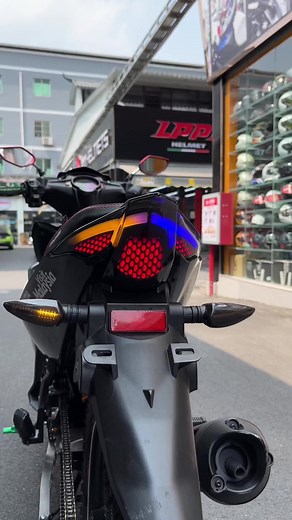 Yamaha LC135 LED Taillamp: V2 to V7 Options