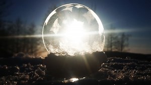 Awesome floating Iced Bubble 😍🥰 | Magneticgames