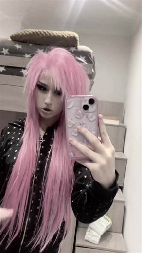 Discovering the Rise of Teenage Pop Stars in Alternative Music