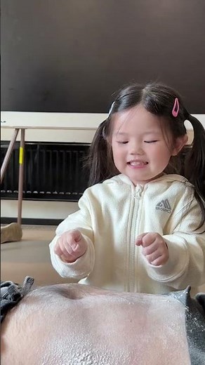 这位师傅打的年糕很有嚼劲吧 #骗你生女儿系 #我的小公主 #小盆友的日常