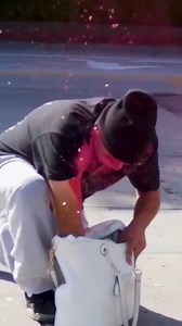 6.5K views · 10K reactions | Bait Purse Prank 藍藍 | Joey Salads | Facebook