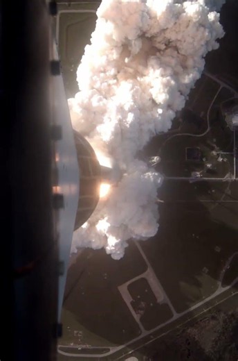 Orion Artemis II Launches to Deep Space 🚀🌕