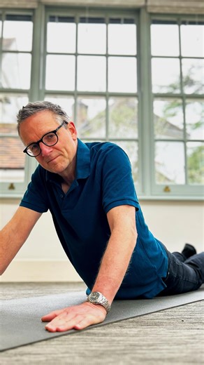406K views · 64 reactions | 露Why practising yoga isn’t such a stretch! 律 @michaelmosley_official learns how just 25 minutes a day can lower your stress, boost your brain and even reverse signs of ageing at the cellular level. Just One Thing | Listen on BBC Sounds  | BBC Radio 4 | Facebook