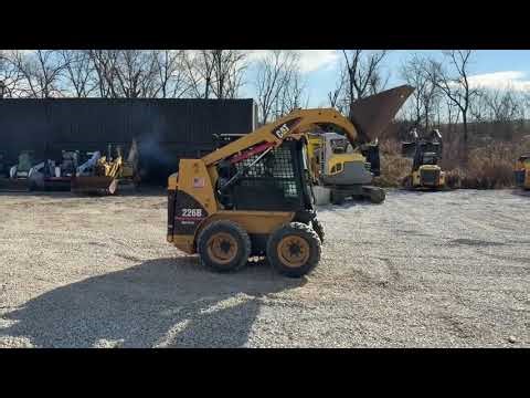 2004 CATERPILLAR 226B For Sale