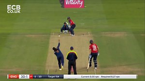 Danni Wyatt stormed back to form with a blistering 7️⃣6️⃣ off 6️⃣8️⃣ 💭 Reminiscent of this super knock against India | England Cricket