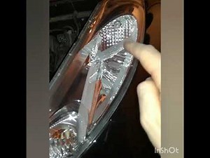 How to replace the front headlight bulbs of the Nissan Juke