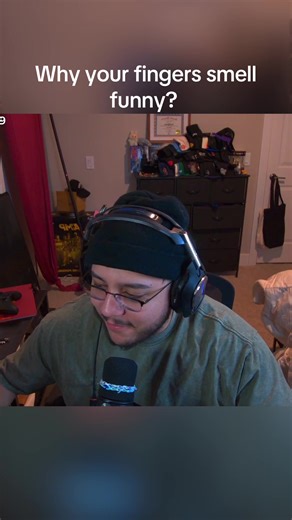 Why’d I keep sniffing | finger pockets