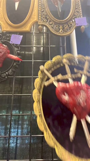 ✨💀🖤Dive into the world of the strange and unusual at Oddities & Curiosities Expo! ⚰️ Visit OdditiesAndCuriositiesExpo.com for more info about our upcoming events! | Oddities & Curiosities Expo