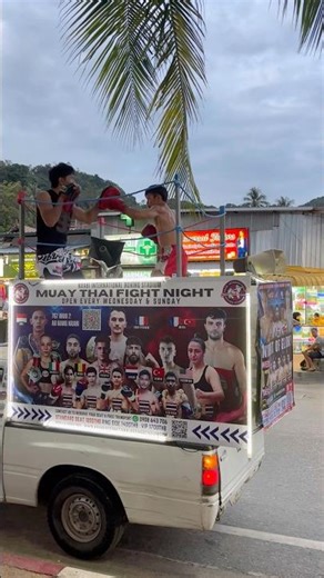 🥊 Ao Nang Boxing Show on a Pickup Truck – Krabi 🔥🚙