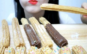 【Jane ASMR】小姐姐吃超级超级脆的吉事果(*ฅ́˘ฅ̀*)niamniam！！！