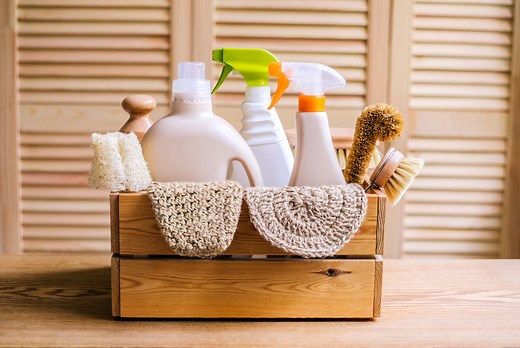 11 Common Cleaning Products That Are So Dangerous to Mix
