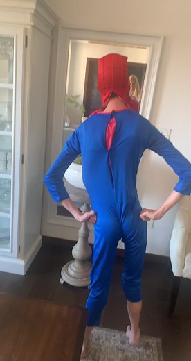 Blaine’s new look🤩🤩🤩 do you guys think it’s too small? Blaine thinks it fits great!!💙❤️ #blainethegreat