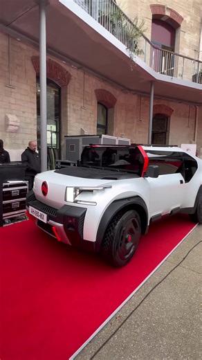 Unlocking the Future of Car Design with Citroen Oli