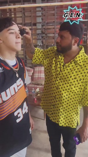 Tony Aguirre sorprende peinando a Xavi en colaboración musical