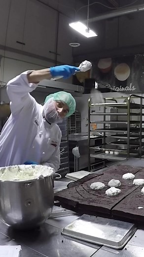 Mod No Name Cake Recipe - DIY Valentine's Day Chocolate Cake