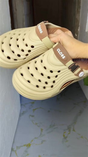 Comfortable Slippers for Men: Ultimate Guide to Style