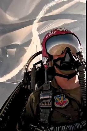 29K views · 1.2K reactions | Let's start the week off on a high note! United States Air Force Airman Magazine U.S. Department of Defense (DoD) U.S. Air Force Recruiting Air Combat Command #AmericasTeam #thunderbirds | Air Force Thunderbirds | Facebook