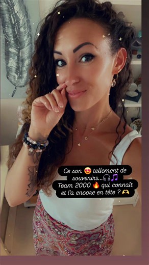 Morgane Flt on Instagram: "🎵 SOUVENIR... SOUVENIR...🎧 Ces dernières semaines, la musique est ma "BEST FRIEND ++++ "❤️. À défaut de pouvoir bouger 😵‍💫 j'entends encore et quel plaisir de revenir sur ce genre de son❤️😱 Je me souviens l'écouter en boucle non-stop... Mes playlists sont au taquet ☺️ Ça me rappelle... le lycée / les amis d'enfance / un de mes premiers coups de cœur amoureux tout droit venu du sud lol 🫣/ les soirées patinoires ☺️/ des allers-retours Reims-Paris en train avec ce s