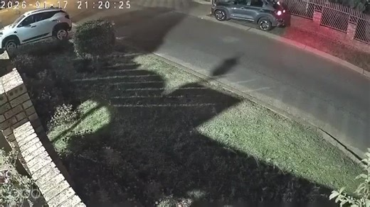 ATTERIDGEVILLE – TWO SHOOTING INCIDENTS REPORTED, ONE PERSON INJURED ATTERIDGEVILLE – Police are investigating two related shooting incidents reported in Atteridgeville, Pretoria, on Saturday night. According to preliminary information, one person was shot and injured in Thindisa Street. The motive for the attack is not yet known, and the victim was taken to a medical facility for treatment. In a separate but possibly linked incident, another individual was reportedly shot by the same group in n