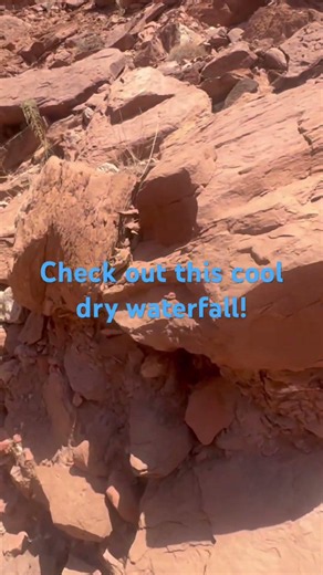 Dry waterfall hike! Vermillion Cliffs