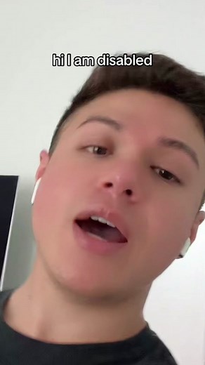 WHAT SHOULD I TRY OPENING NEXT? 🤔 Also, giving a new meaning to “unboxing” things. It’s giving accessibility ASMR. • • • • • • Nature Valley Bar Nature Valley Bar Crumbs trending water bottle water bottle men water bottle aesthetic best water bottle rubbermaid containers issues colgate toothpaste review colgate best toothpaste Stok Cold Brew Coffee vital proteins results vital protein collagen men satisfying asmr unboxing Kawaii Unboxing unbox asmr aesthetic ASMR Taking Care Of You ASMR Chalk C