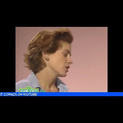 Elmo Goes Gangsta On Julia Roberts